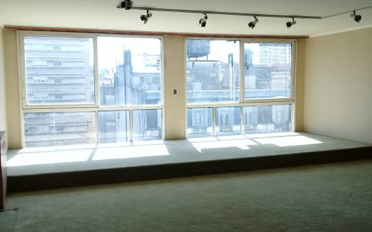 Oficina comercial Av. Santa Fe 1500 Recoleta