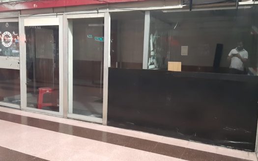 Local en Galería – 10m a 18m – Flores