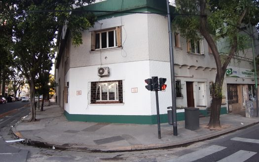 Lote en esquina – Sup. 94m – Villa Crespo