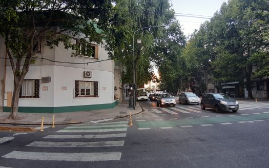 Lote en esquina – Sup. 94m – Villa Crespo