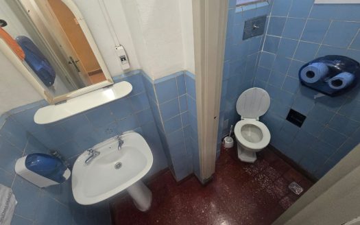 85m – Planta Libre – 1 baño en el pasillo – Excelente estado – Monserrat