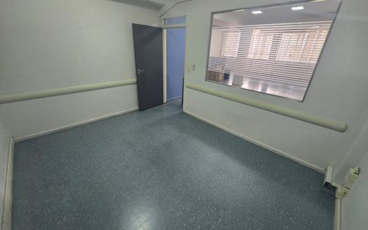 85m – Planta Libre – 1 baño en el pasillo – Excelente estado – Monserrat