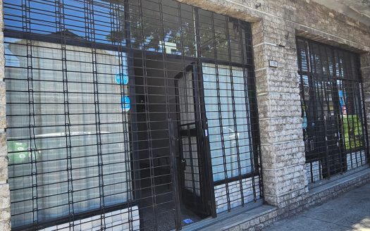 2 locales – Venta en block – 117m – Excelente ubicación – Flores
