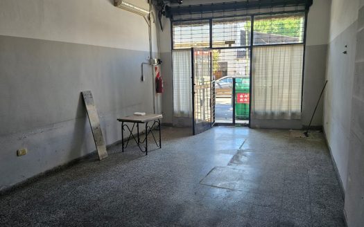 2 locales – Venta en block – 117m – Excelente ubicación – Flores