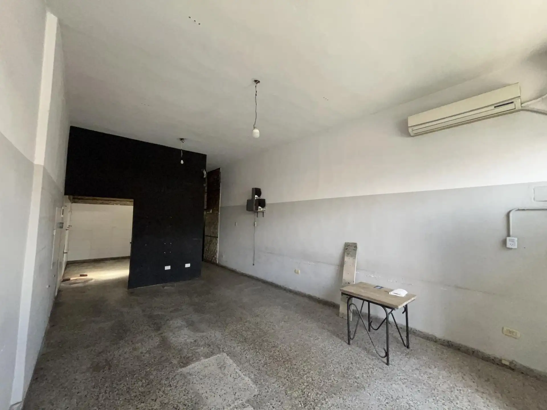 2 locales – Venta en block – 117m – Excelente ubicación – Flores