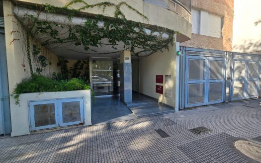 54m – 2 dormitorios – Balcon – 1 cochera – Baulera – Chacarita