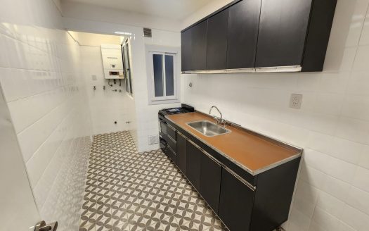 55m – 2 dormitorios – 1 baño – Refaccionado a nuevo – Excelente estado