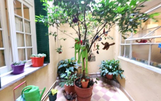75m – 2 dormitorios – 2 patios – Cocina – Balvanera